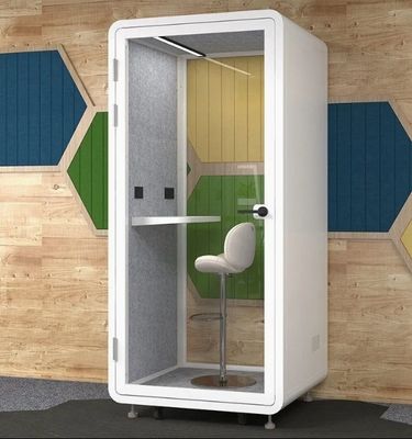 Guter Preis Leicht zu montierende Büro-Telefonzelle, anpassbare, schallisolierte Büro-Kabine 105*100*230cm für sichere Gespräche Online